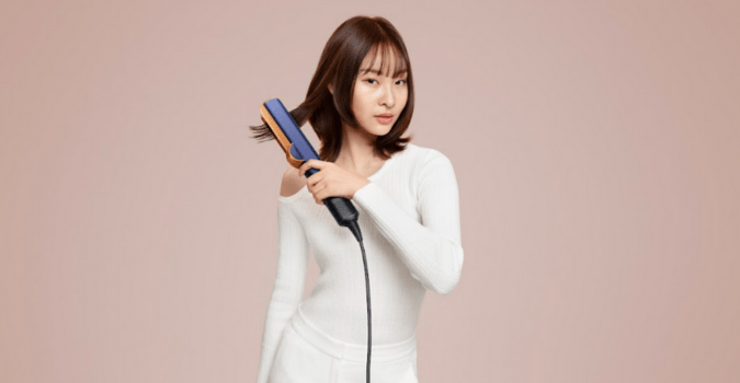 Dyson Hadirkan Airstrait Straightener yang Bikin Rambut Badai tanpa Merusak Rambut!