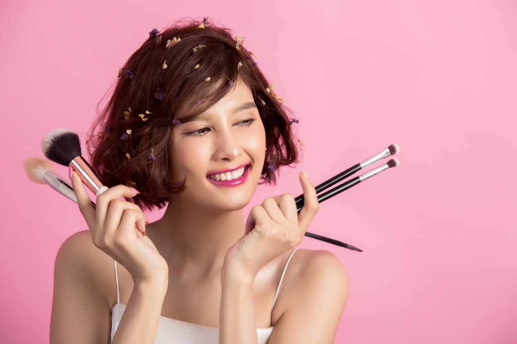 Ini 5 Beauty Tools Lokal yang Wajib Punya untuk Hasil Makeup&nbsp;Flawless!