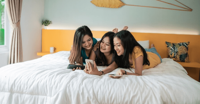 3 Pilihan Airbnb di Jakarta yang Memudahkan Kamu Jangkau Tempat Konser!