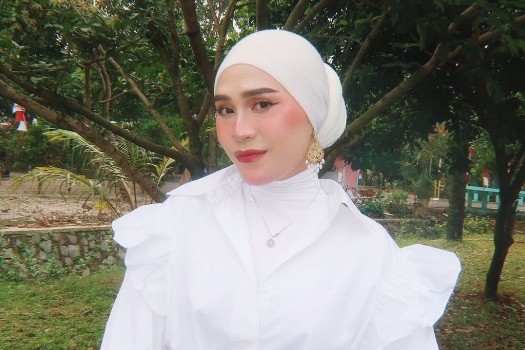 Intip Hair Care Routine ala Ashilla Sikado untuk Perempuan Berhijab!
